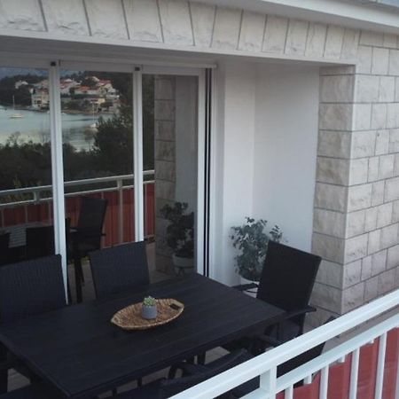 Luxury Apartments Oasis Lumbarda Exterior photo